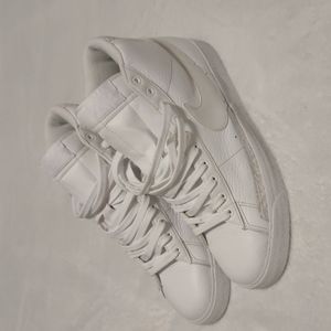 Nike blazer high triple white size 10.5
